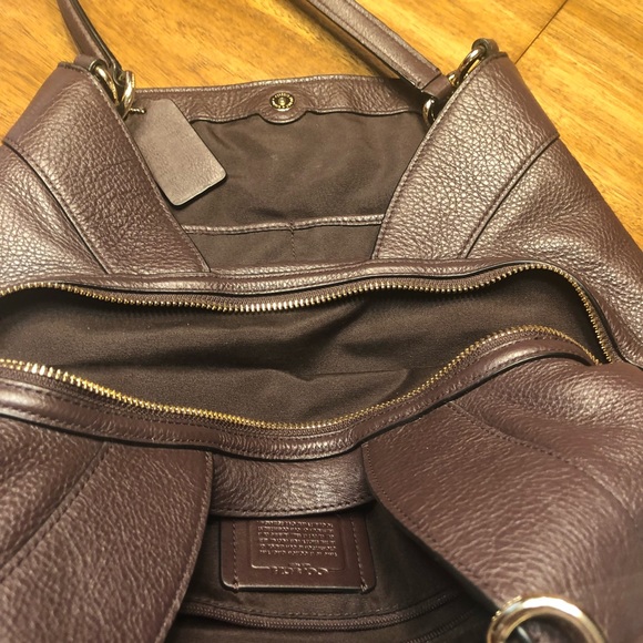 Coach - Picture 2 of 6